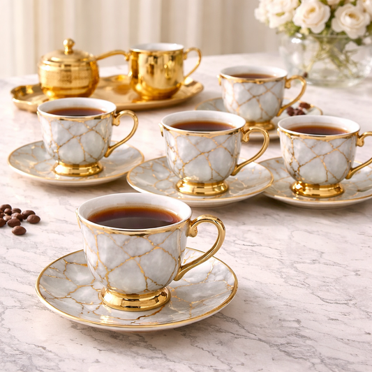 Juego de Tazas de Café en Porcelana Floral con Detalles Dorados | Kit Aurora Gold